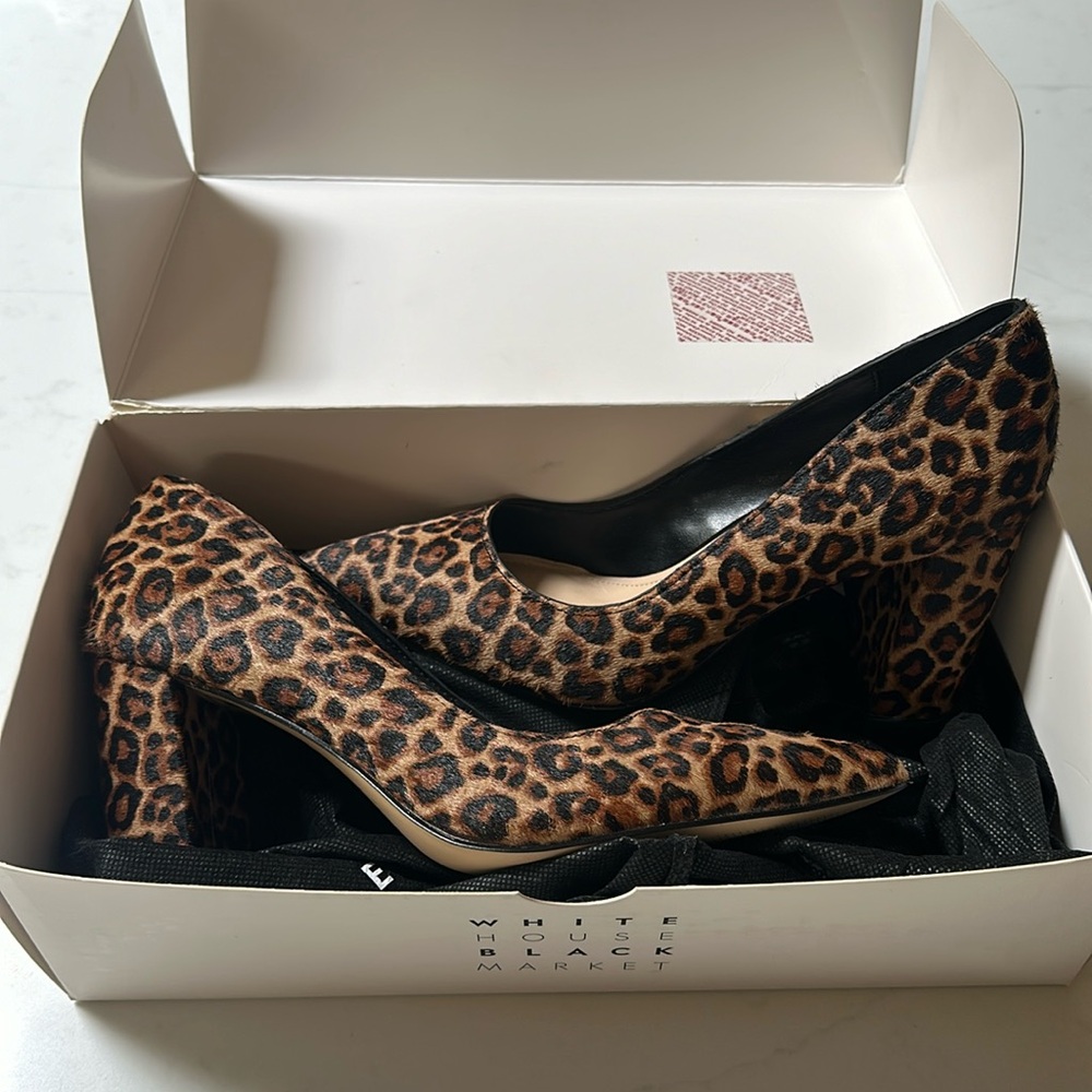 White House Black Market Elisa Signature Leopard Black heels size 7.5
